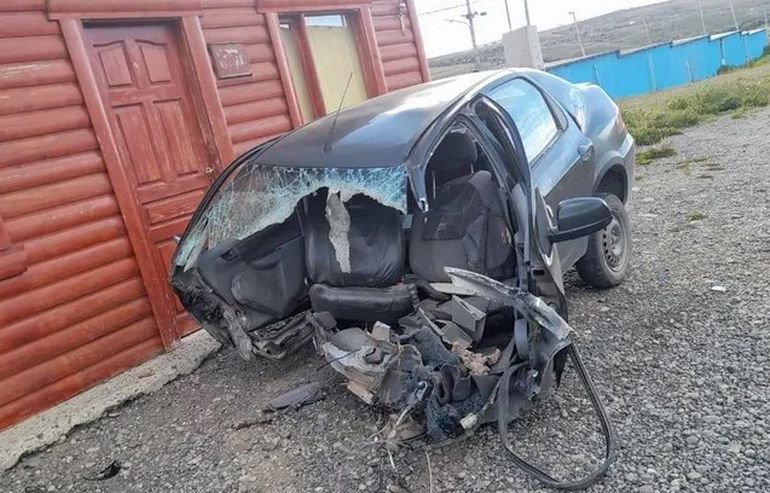 Impresionante choque en la ruta 40, en Santa Cruz. Impresionante choque en la ruta 40, en Santa Cruz.