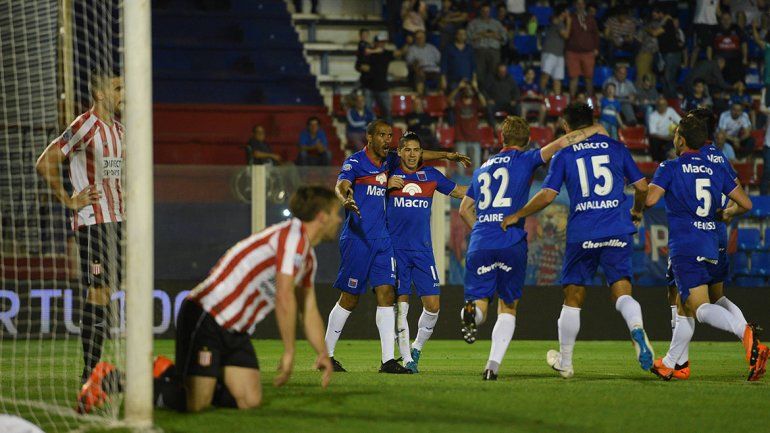 El Matador sumó ante el Pincha tres puntos de oro.