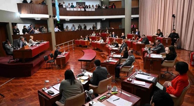 La Legislatura de Chubut votó la adhesión al RIGI la semana pasada. La Legislatura de Chubut votó la adhesión al RIGI la semana pasada.