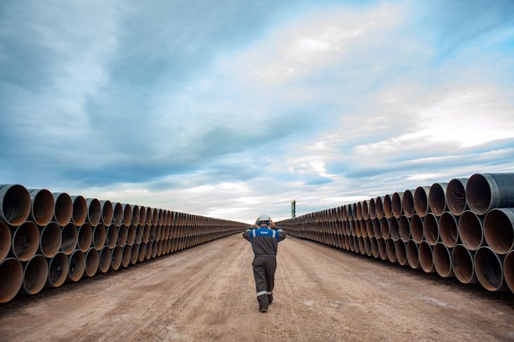 YPF comenzó la construcción del primer tramo del oleoducto Vaca Muerta Sur.