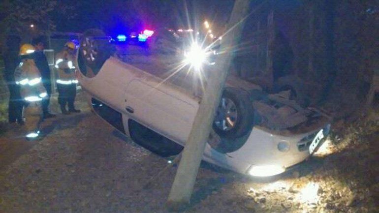 Un hombre resultó ileso luego de volcar en Plottier