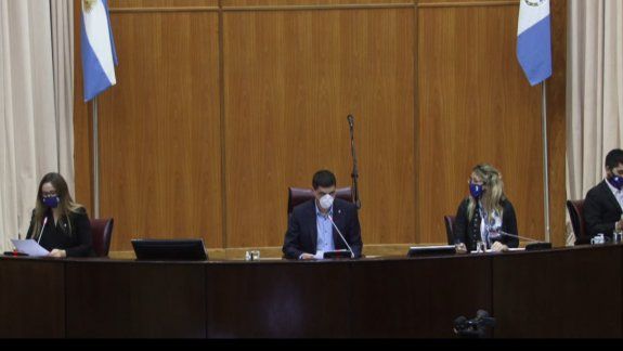 Legisladores tratan el proyecto para extender las preventivas