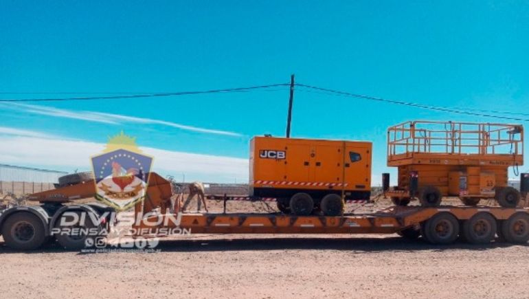 Un empresario le alquiló maquinaria, pero pagó con cheques falsos