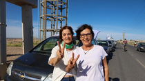 Silvia Sapag y Beatriz Gentile, en de cierre Fuerza Patria.  Silvia Sapag y Beatriz Gentile, en de cierre Fuerza Patria.