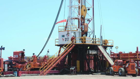 La producción en Vaca Muerta afirma a Neuquén como exportadora de petróleo y gas.