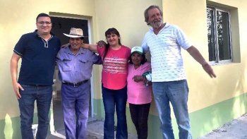 entregaron casas a afectados por el gran incendio del 2018 entregaron casas a afectados por el gran incendio del 2018