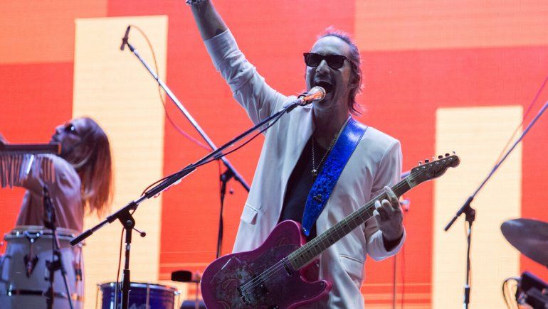 El horrible accidente doméstico que sufrió un famoso cantante