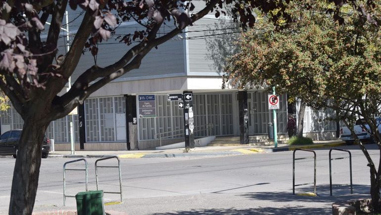 Una mujer pidió dejar de pagar la cuota alimentaria de su hija