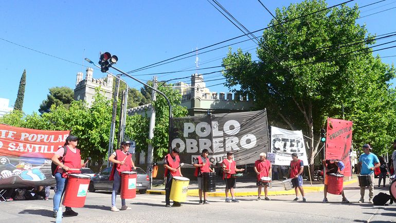 Miércoles complicado en el microcentro de Neuquén: las calles que afectará una protesta