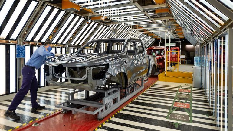 El fin de una etapa: deja de producirse una pickup nacional después de una siete años. El fin de una etapa: deja de producirse una pickup nacional después de una siete años.