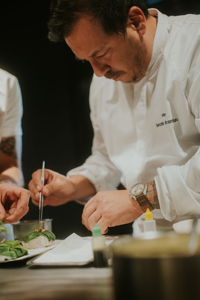 Gonzalo Aramburu, chef con dos estrellas Michelin por Gonzalo Aramburu, chef con dos estrellas Michelin por