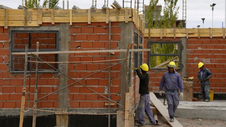 La construcción crea cinco nuevos empleos por día en la provincia