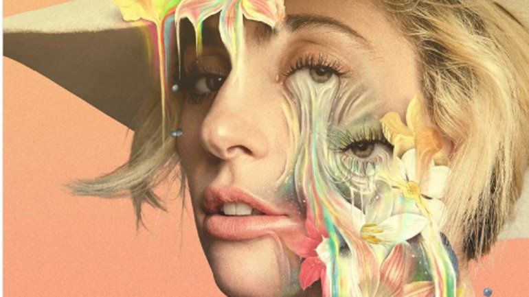 El documental muestra las dos facetas de Gaga: mujer y estrella pop.