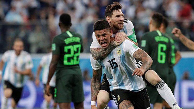 Con el corazón en la mano: Argentina clasificó a los octavos de final y va por Francia