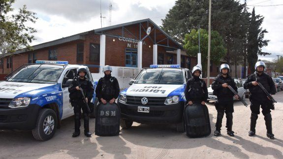 El grupo de acción rápida de la Metropolitana estará apostado en la Comisaría 18ª y cada vez que haya incidentes armados serán los encargados de intervenir en el territorio.