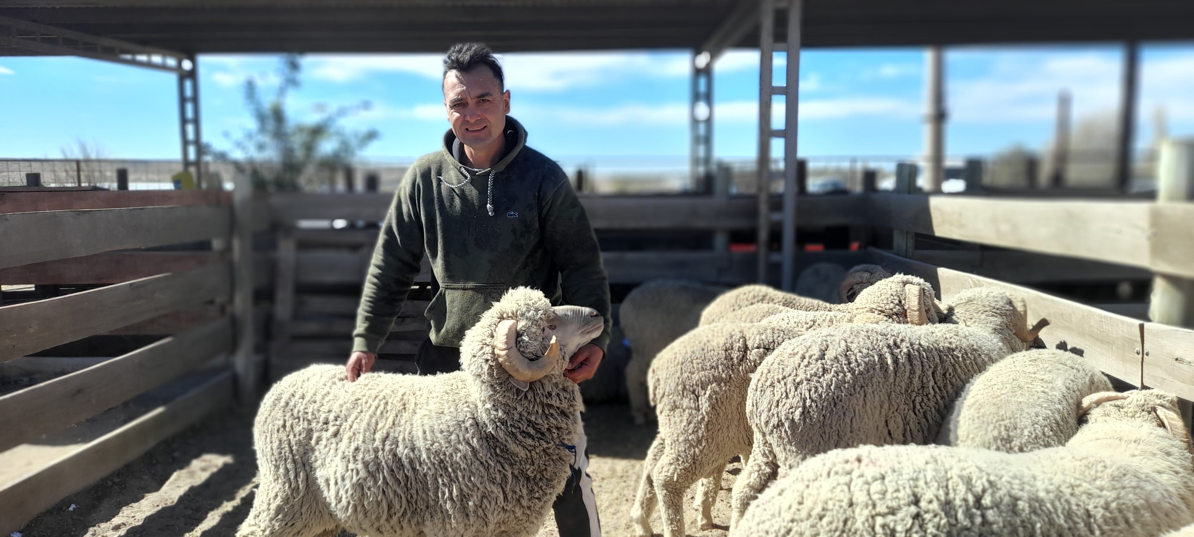 Ovidio Merino: tercera generación. Su abuelo y su padre se dedicaban al campo y él heredó la pasión.