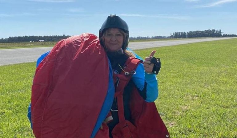 El hecho ocurrió cuando la mujer participaba de una jornada de saltos junto a un grupo de amigos.