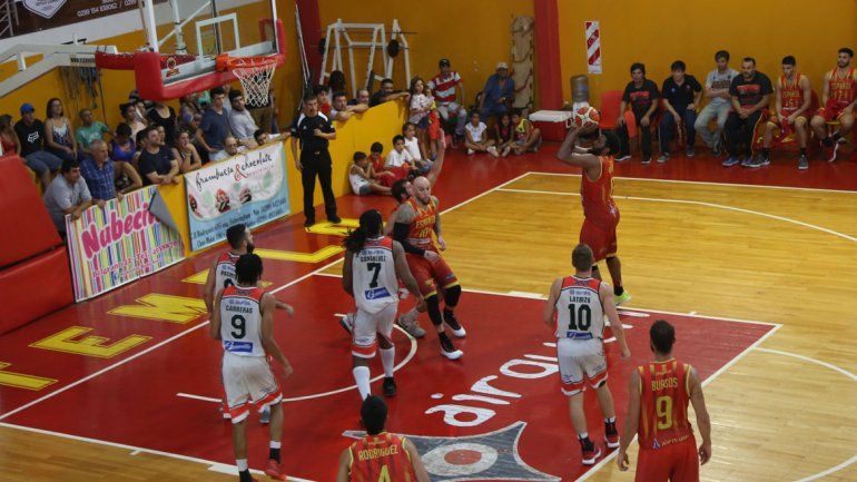 El Torito ganó en el Templo y sigue con la buena racha.