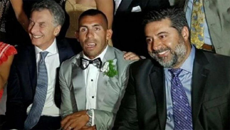 Angelici, Macri y Tevez, juntos para sacar a Riquelme