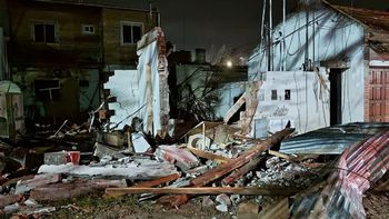 Se derrumbó una casa por una fuga de gas en General Acha, La Pampa. Se derrumbó una casa por una fuga de gas en General Acha, La Pampa.