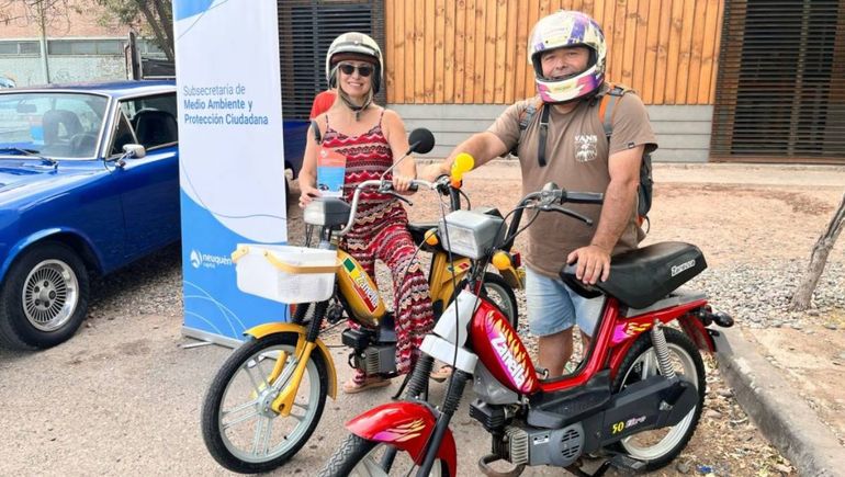 También estas dos motos perfectamente conservadas fueron destacadas. También estas dos motos perfectamente conservadas fueron destacadas.