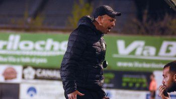 tras la derrota en viedma, zwenger dejo de ser dt albinegro