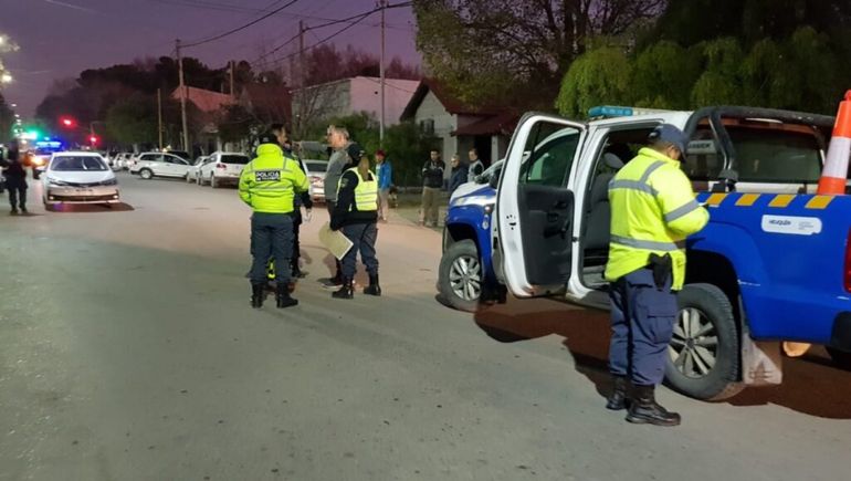 Una nena de 13 años fue atropellada en Centenario.