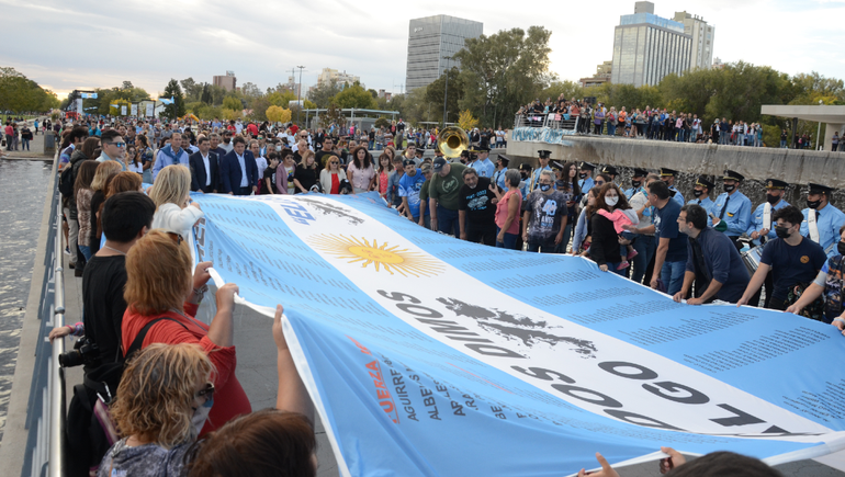 Neuquén rinde homenaje a los héroes de la guerra de Malvinas