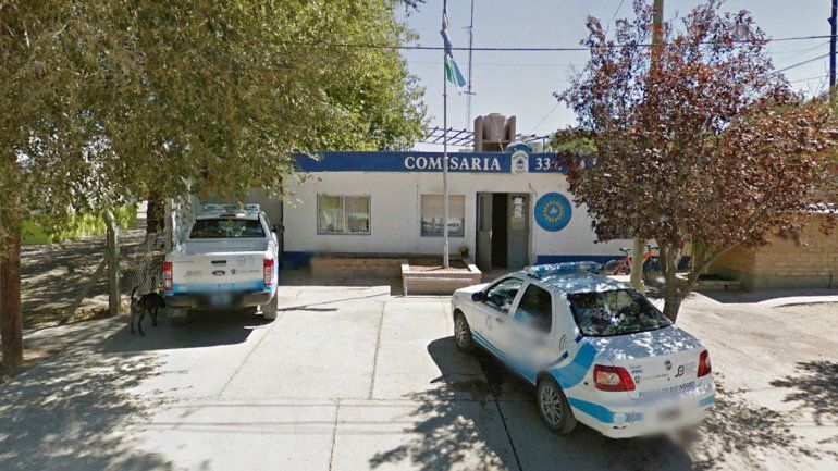 En la Comisaría 33ª de Allen trabajaba el policía rionegrino detenido.