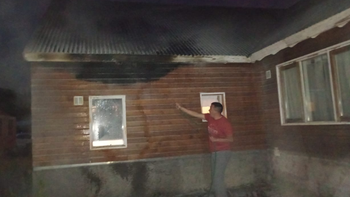 Un incendio causó susto en un alojamiento de Caviahue Un incendio causó susto en un alojamiento de Caviahue