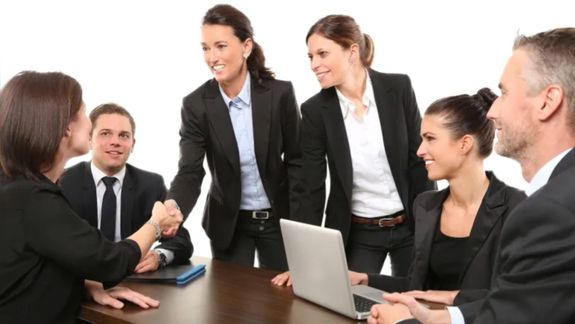 Cuál es la manera más efectiva de pedir ayuda en el trabajo