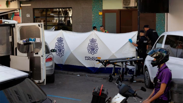 La Policía Científica española trabaja en la investigación del DJ argentino que falleció en Ibiza La Policía Científica española trabaja en la investigación del DJ argentino que falleció en Ibiza