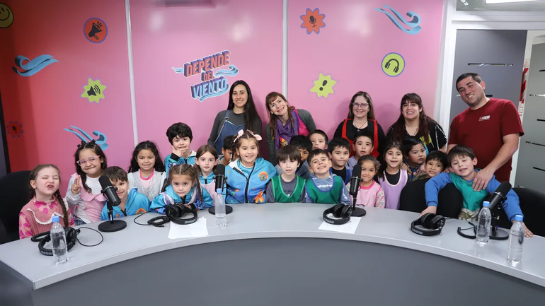 Las salitas de 5 del Jardín 1 invadieron de alegría LMNeuquén