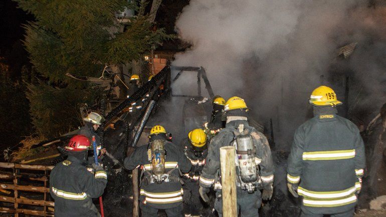 Ardió una casilla en San Martín de los Andes