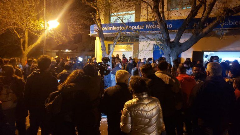 Gutiérrez habló de unidad y vamos a esperar que se termine de contar hasta el último voto | LM Neuquen Gutiérrez habló de unidad y vamos a esperar que se termine de contar hasta el último voto