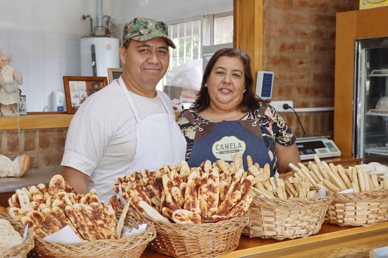 La panadera que le puso mucho amor y desde abajo llegó a lo más alto