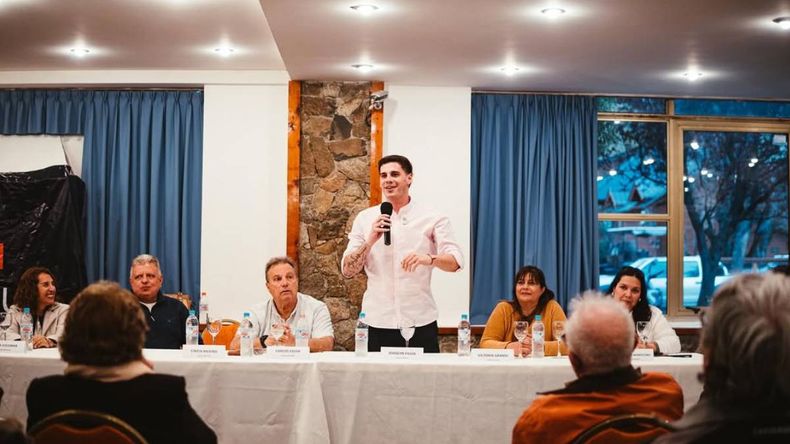 Fuerza Libertaria: quinto lugar para el Senado y el éxito de Joaquín Eguía en la Confluencia | LM Neuquen Fuerza Libertaria: quinto lugar para el Senado y el éxito de Joaquín Eguía en la Confluencia