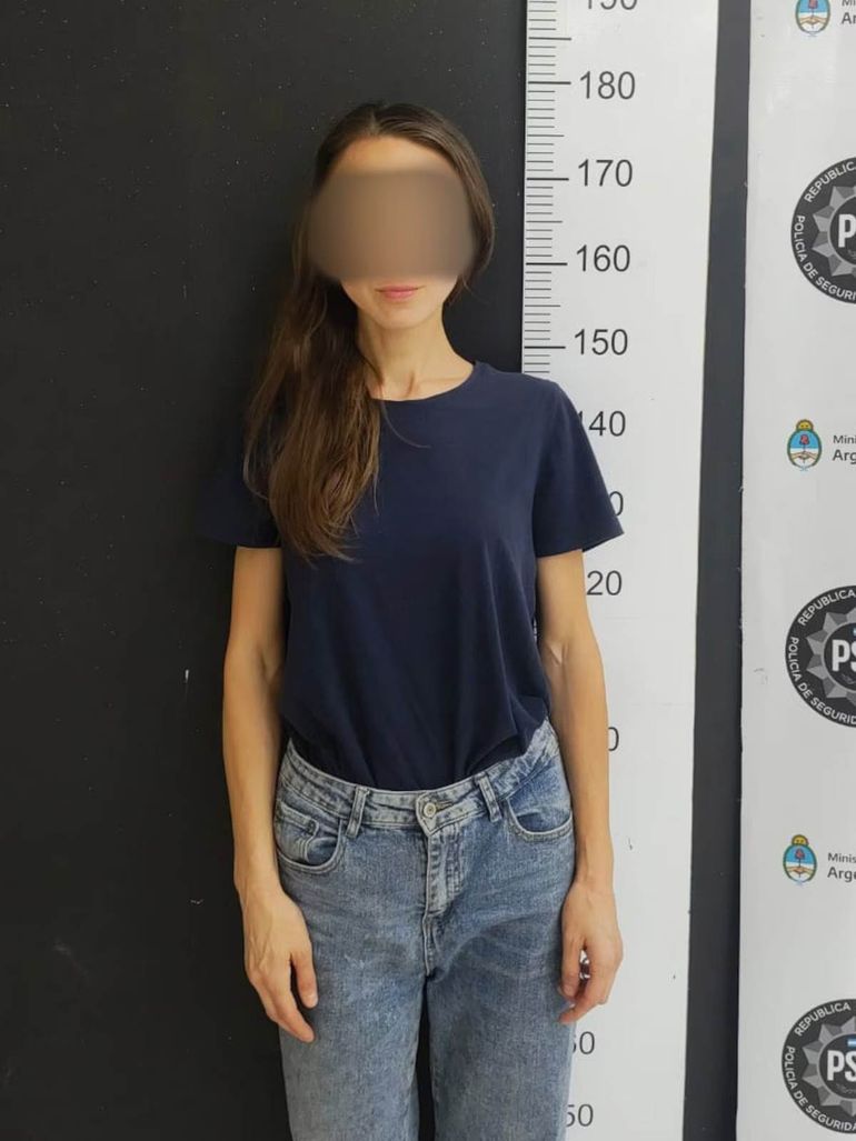 Mujeres rusas detenidas en Bariloche. Mujeres rusas detenidas en Bariloche.