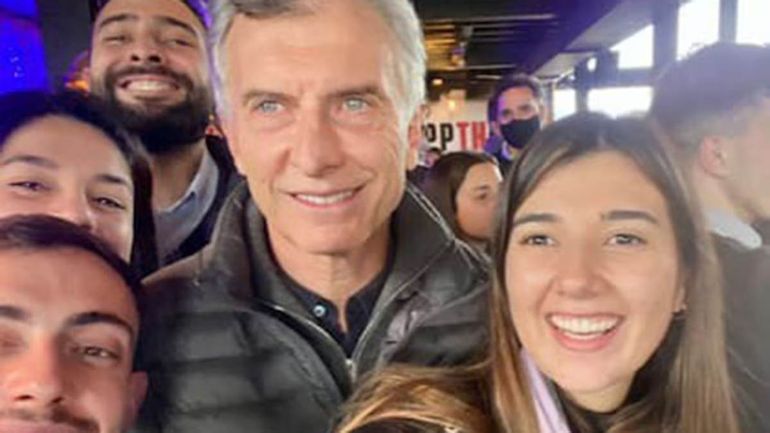 Mauricio Macri, presidente del PRO, junto a Julieta Reyes. Mauricio Macri, presidente del PRO, junto a Julieta Reyes.