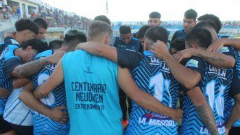 Centenario que viene de una remontada épica ante La Amistad buscará sacar ventaja del primer cruce ante el Rojo. Centenario que viene de una remontada épica ante La Amistad buscará sacar ventaja del primer cruce ante el Rojo.