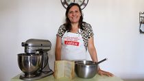 Cintia Aguirre intenta transmitir la magia de su abuelo en sus recetas