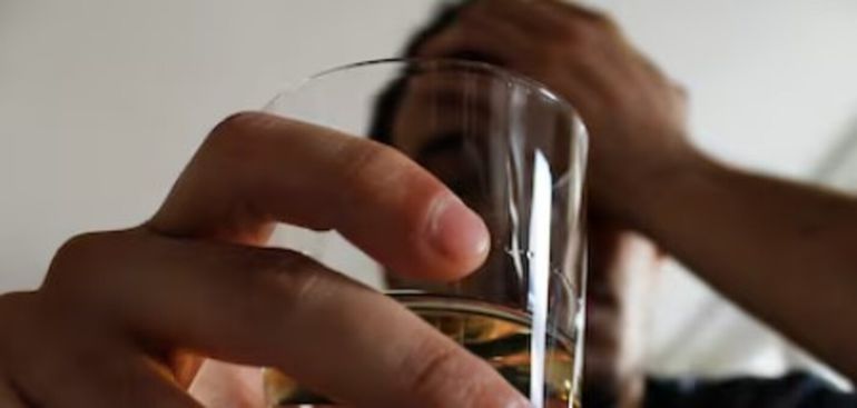 Crearon una App que engaña al cerebro y ayudaría a reducir el consumo de alcohol