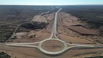 La obra buscará descomprimir el tránsito en la zona petrolera. La obra buscará descomprimir el tránsito en la zona petrolera.