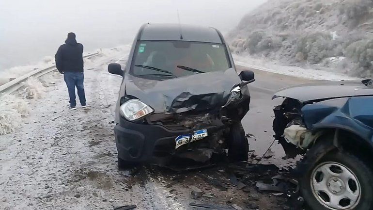 Fuerte choque por el hielo en Collón Cura