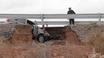 ¿que provoco el hundimiento del asfalto en ruta 7? ¿que provoco el hundimiento del asfalto en ruta 7?