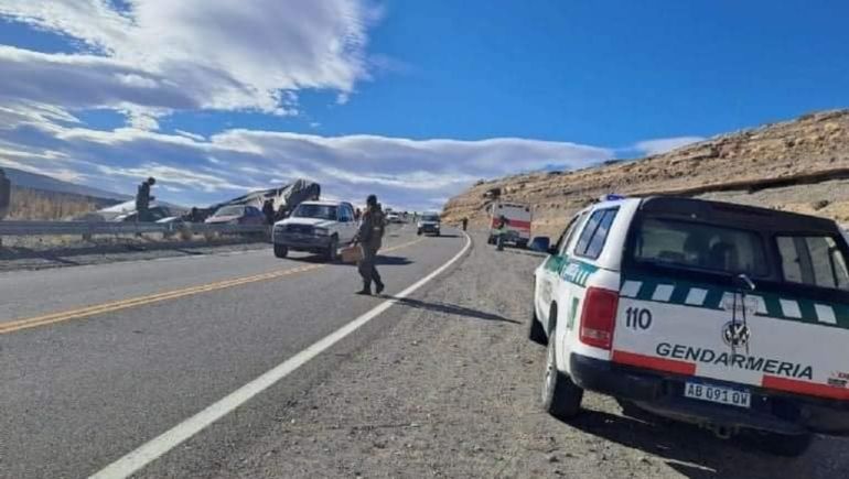 Gendarmería, Bomberos, Policía, Defensa Civil y personal de salud debieron intervenir. Gendarmería, Bomberos, Policía, Defensa Civil y personal de salud debieron intervenir.