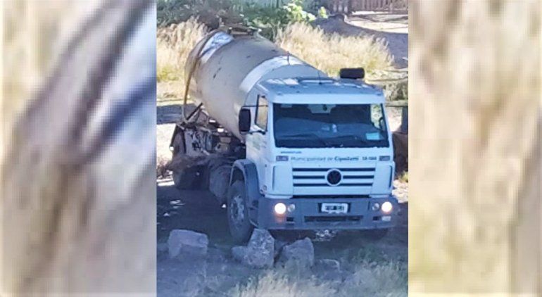 Camión municipal arrojó líquidos al río ¿Qué era?