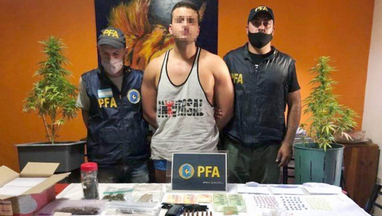 Detienen a un policía por vender droga en fiestas electrónicas