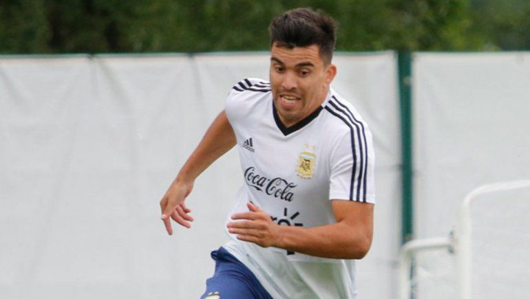 Se viene Brasil y Acuña pelea por un lugar en el 11