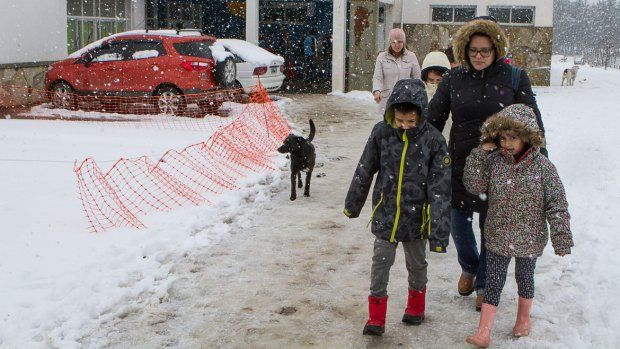 El SMN emitió una alerta para varias provincias, serán azotadas por las bajas temperaturas y nevadas intensas. El SMN emitió una alerta para varias provincias, serán azotadas por las bajas temperaturas y nevadas intensas.